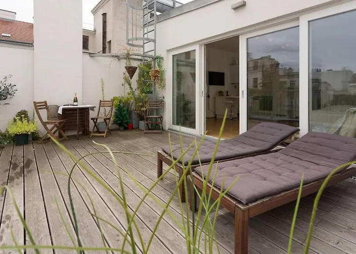 Amazing Terrace, Close To Viennas Biggest Shopping Street