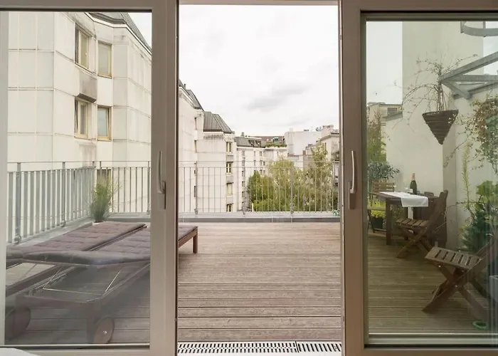 Amazing Terrace, Close To Viennas Biggest Shopping Street