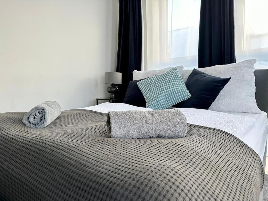 Amazing Terrace, Close To Viennas Biggest Shopping Street Apartment
