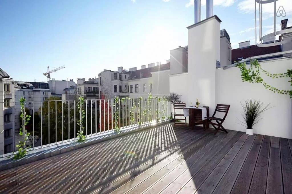 Amazing Terrace, Close To Viennas Biggest Shopping Street Apartment *
