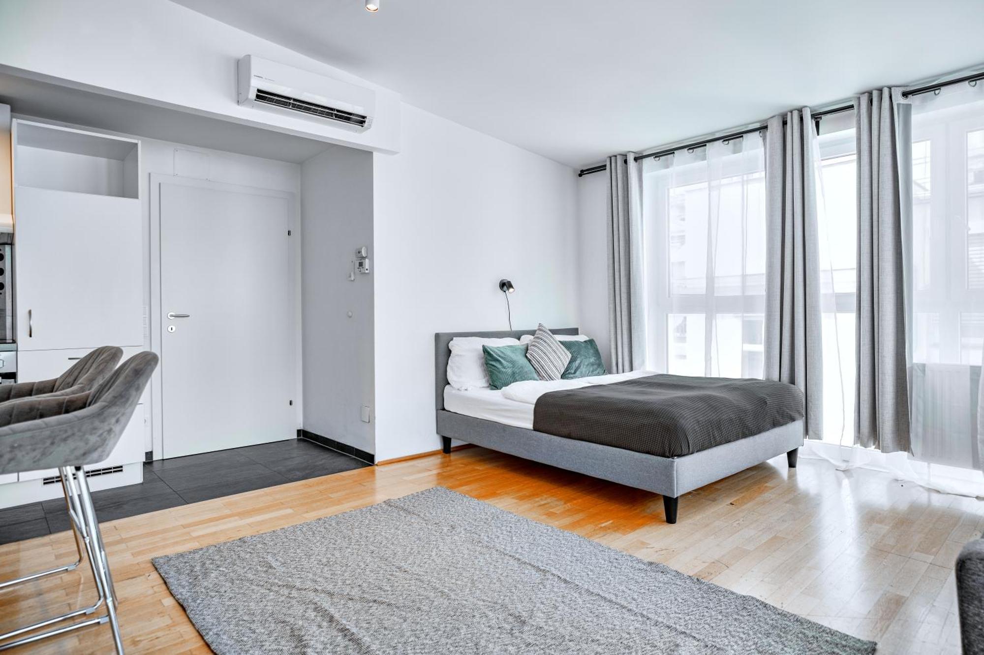 Apartment Panorama Rooftop Terrace I 3 Min To Mariahilferstrasse Vienna